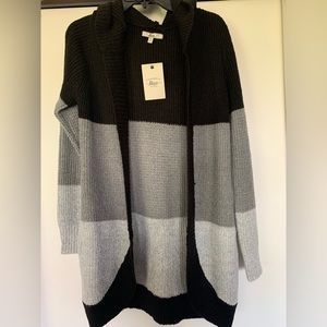 New With Tags Bass Sweater Duster Black, Grey size Medium
